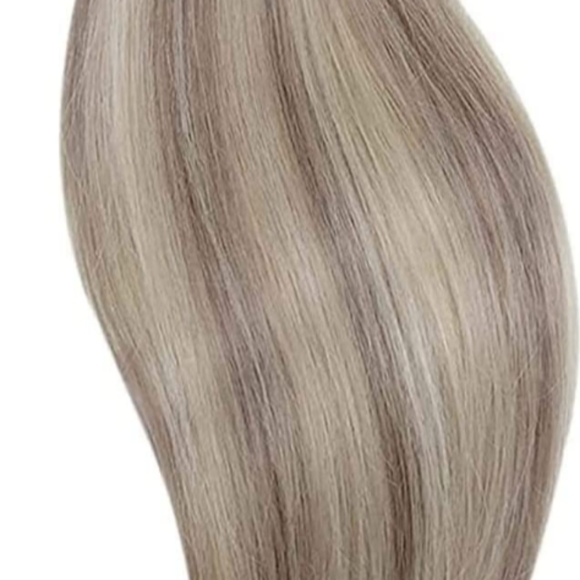 Tape in Human Hair Extensions - Picture 3 of 3